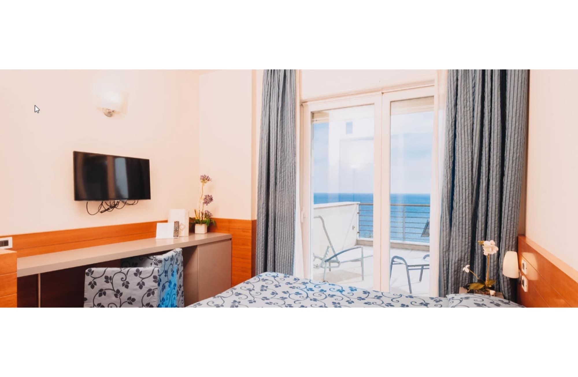 Hotel Le Roi Varazze Esterno foto