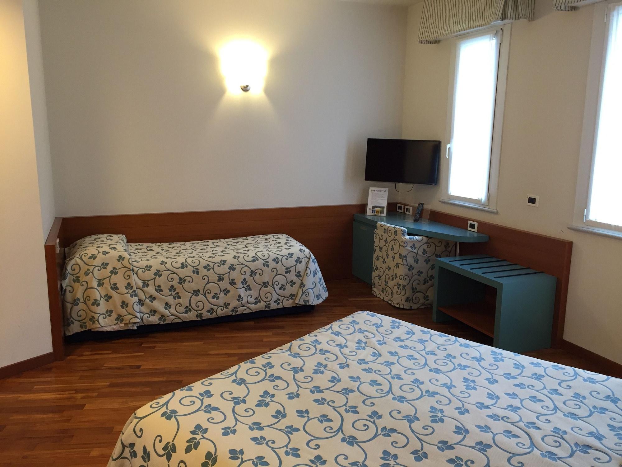 Hotel Le Roi Varazze Esterno foto