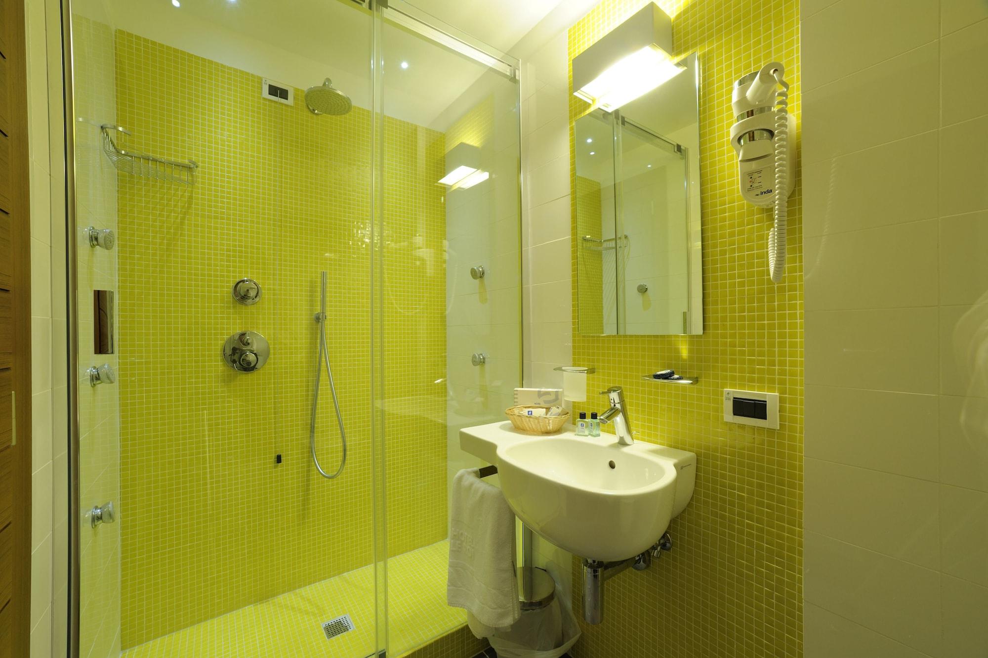 Hotel Le Roi Varazze Esterno foto