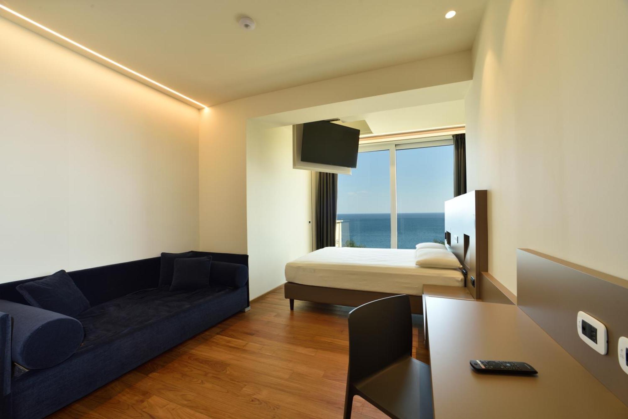 Hotel Le Roi Varazze Esterno foto