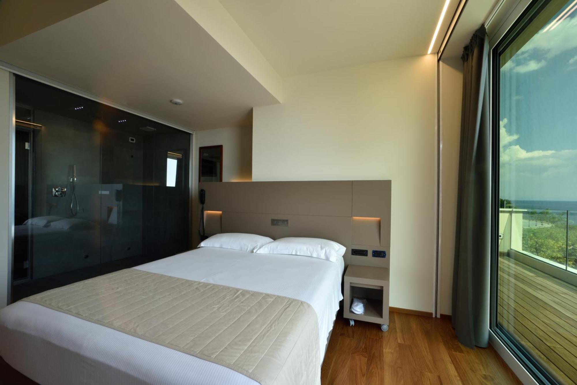 Hotel Le Roi Varazze Esterno foto